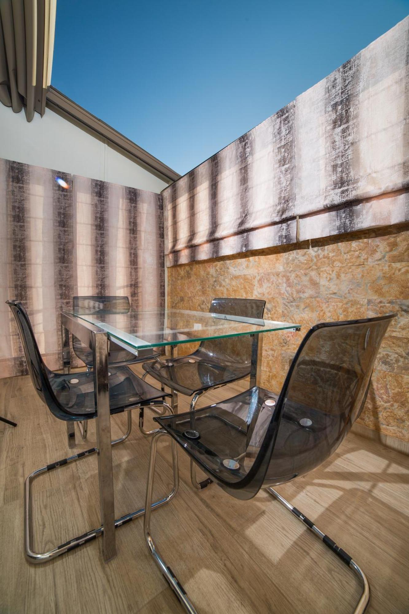 Cosy Apartment With Terrace Near Metro Station Atenas Exterior foto